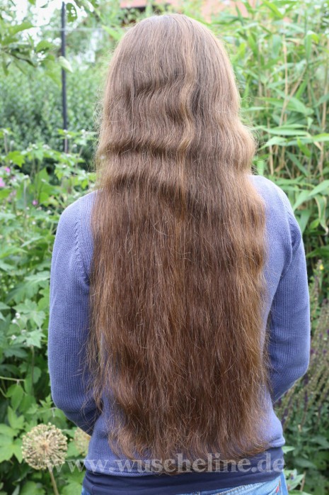 Haare Kardoune gebuerstet Tek